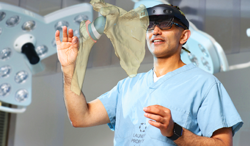 Surgeons use VR